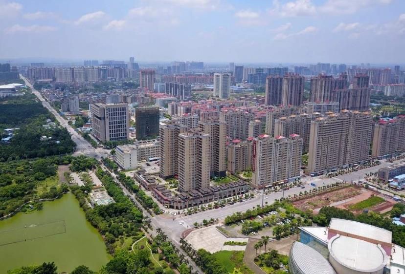 沿海人口最少的城市_沿海城市图片(2)