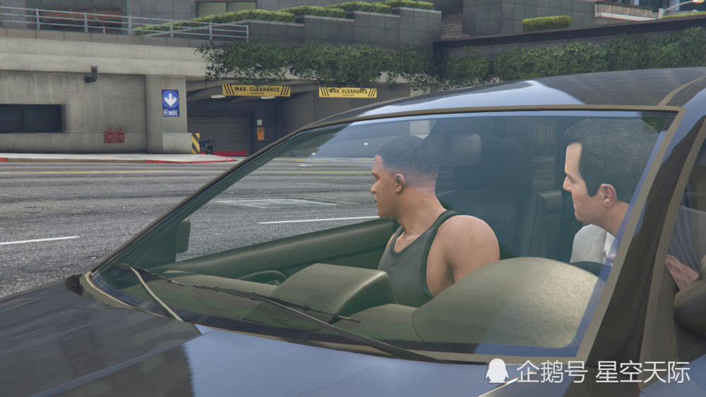 gta5小富麦克去探路踩点崔佛开直升机去跟踪