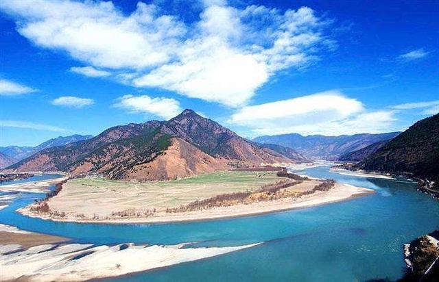 长江,长城,黄山,黄河是中华民族的骄傲和自豪
