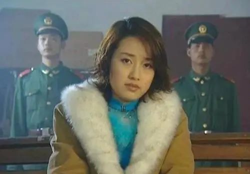 管虎执导年度大戏《黑洞,群星荟萃的电视剧里,新人马伊琍也获得了一