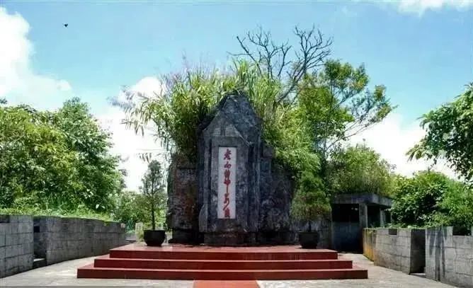 【红色旅游】麻栗坡老山——九大奇观