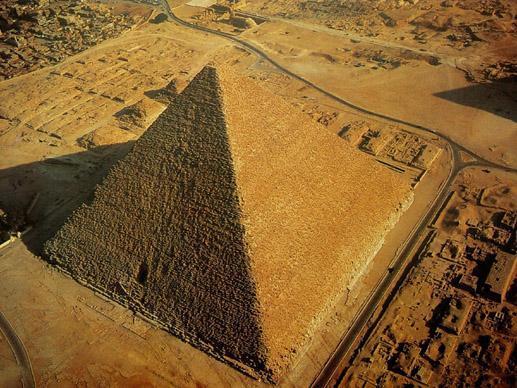 埃及金字塔如何建造?为何有狮身人面像,动植物千年不腐?