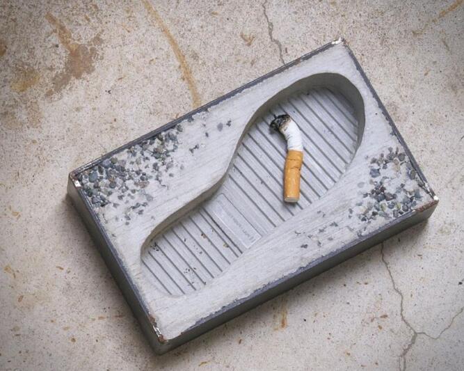 叔公把剩余的水泥在家diy,当盆栽用,每一款都好有创意