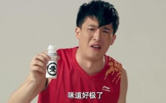 爱情公寓:吕子乔再次模仿肾宝,谁注意他的表情,难怪观众都不笑