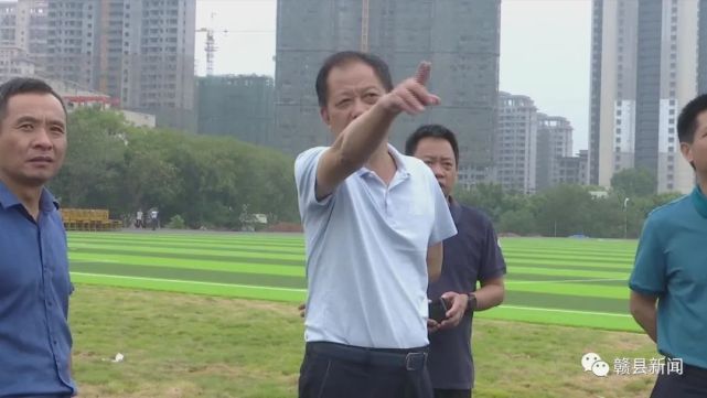 胡晓平调度文明城市创建工作