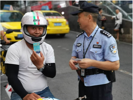 长江禁渔|巴南公安发动外卖小哥参与长江禁渔宣传 织密社会宣传网络