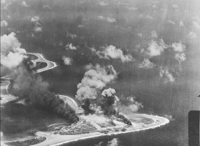 二战美军空袭克鲁特,日军遭受翻版珍珠港