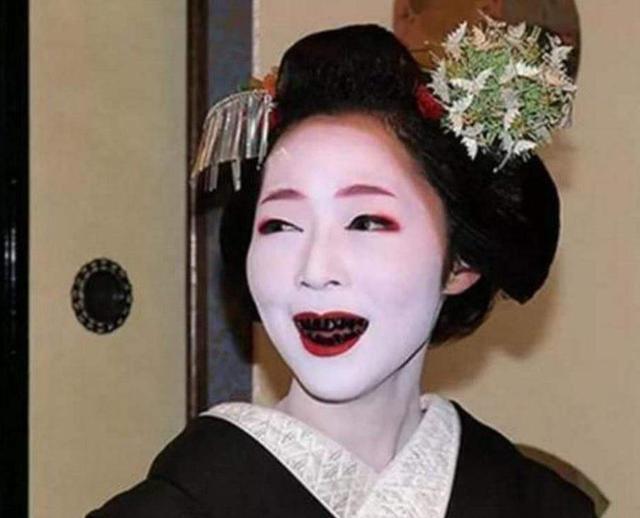 日式妆容发展史:从效仿唐朝白面黑齿妆,到流行的日系小清新