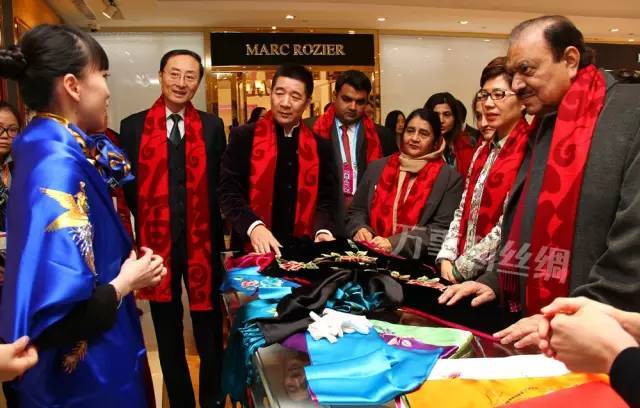 巴基斯坦总统侯赛因及其夫人一行来江干