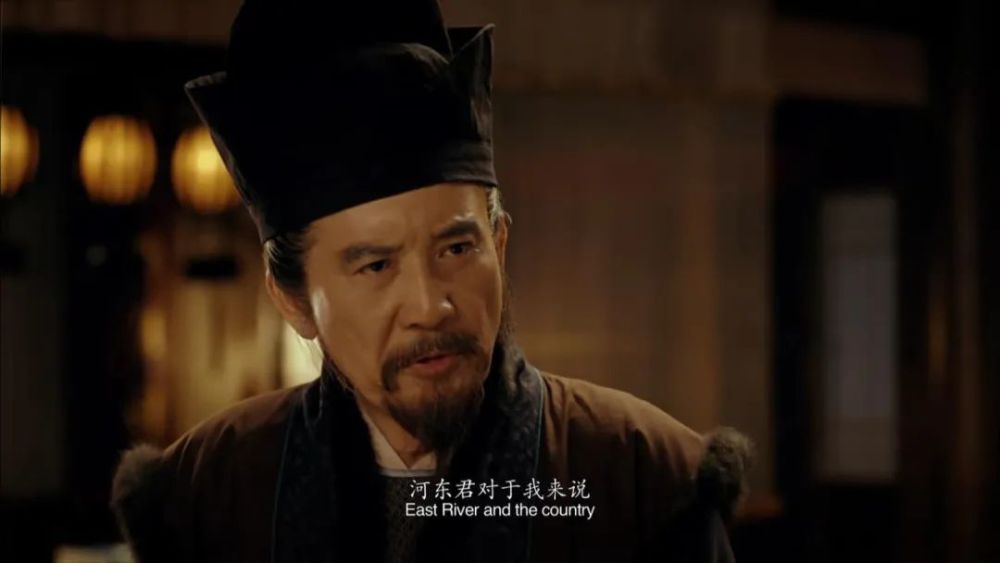 比起陈子龙的唯唯诺诺,爱而不敢,钱谦益对柳如是的爱真实又大方.