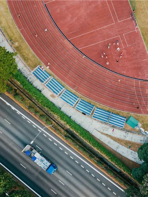 云南旅游占GDP_云南旅游图片(2)