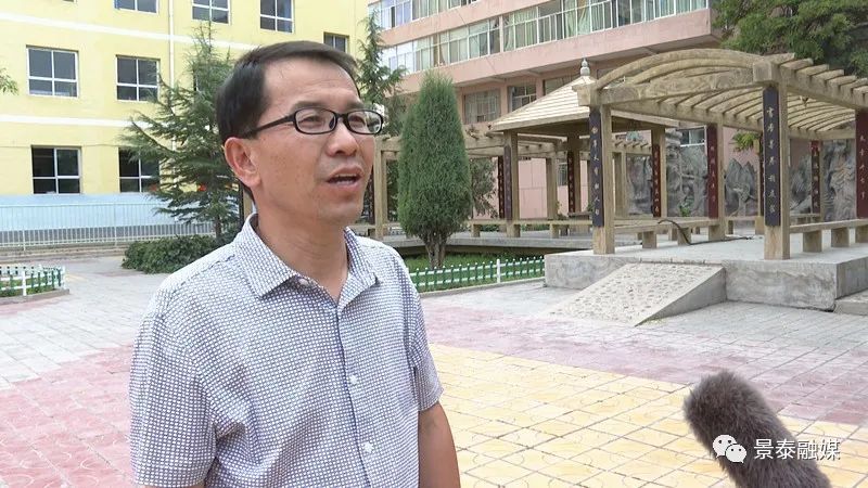 真情倾心育桃李专业引领促成长记景泰二中教师卜兆军的一天