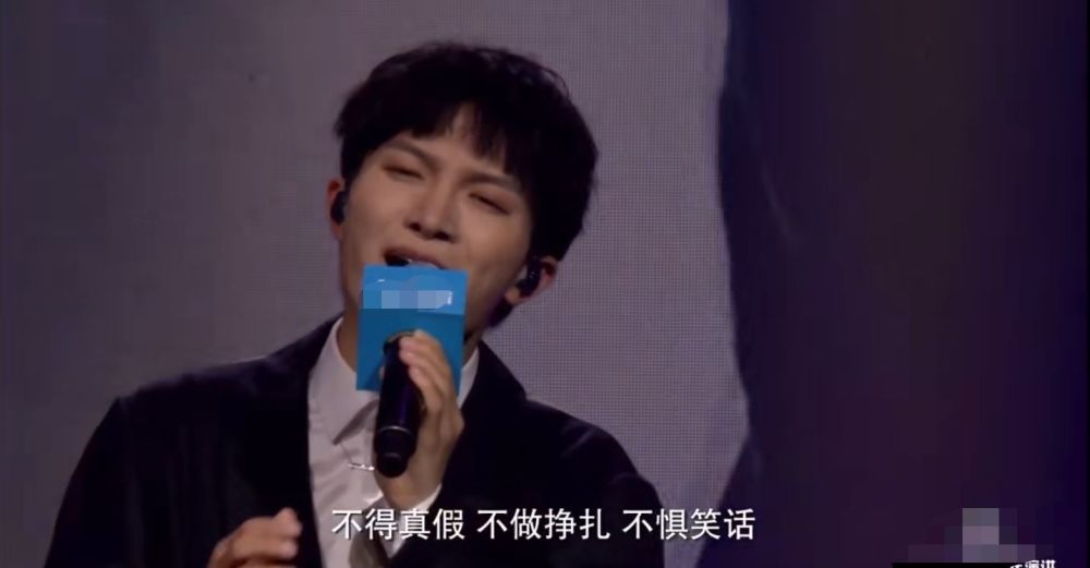 QQ音乐流行指数榜，单依纯成功登顶