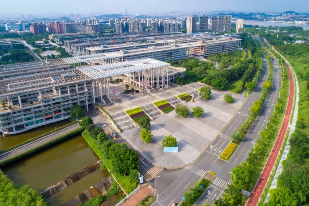 广东工业大学大学城校区