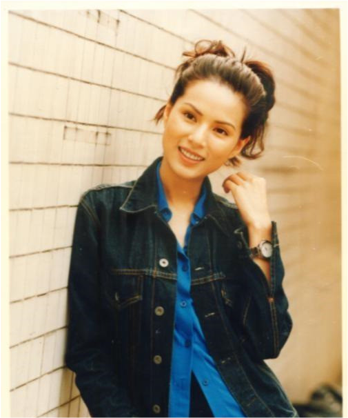 袁咏仪年轻时朱茵年轻时黎姿年轻时看到洪欣一眼误终生