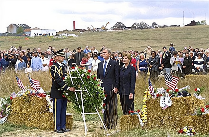 美国前总统小布什悼念93号班机