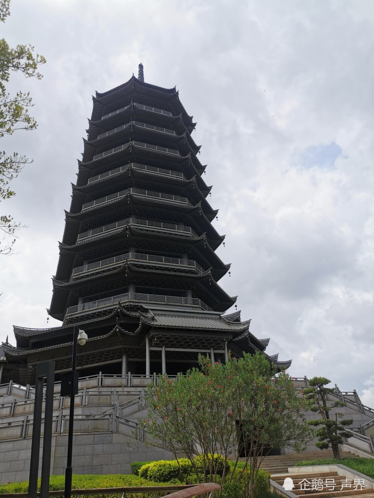 五象塔