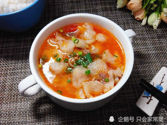 原来番茄巴沙鱼做起来这么简单呀,汤汁浓郁,鱼肉嫩滑细腻,好吃