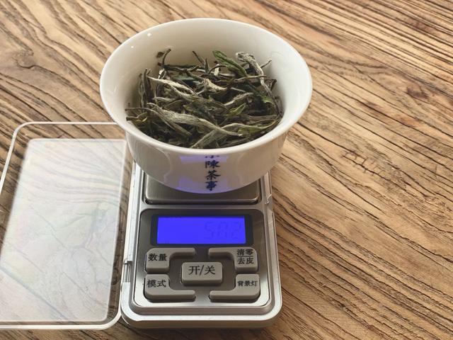 岩茶8克,红茶,白茶5克,什么样的投茶量才是一款好茶的标准?