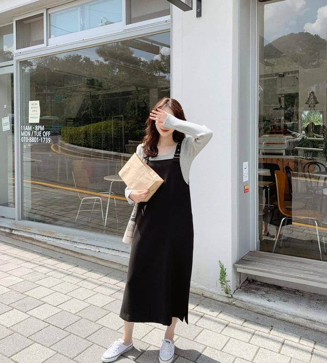 初秋甜美系通勤穿搭,打破职场传统刻板风格,减龄女孩必备