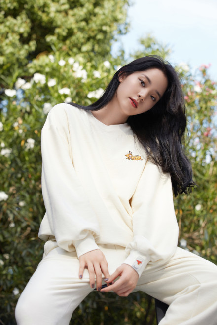 欧阳娜娜小鹿斑比私服设计