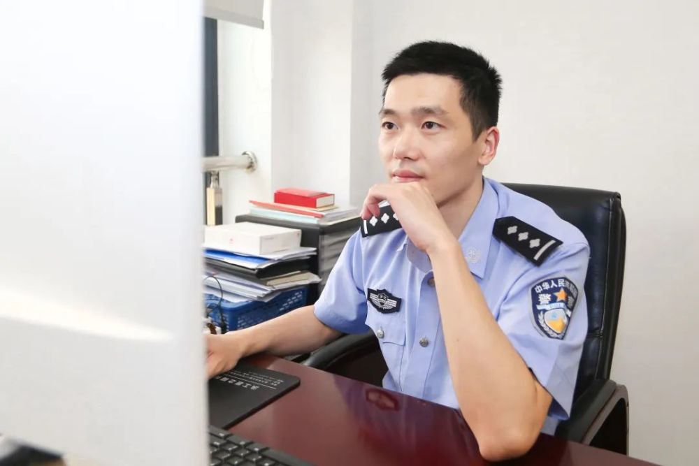 【喜报】南湖区公安分局荣获1个集体一等功,1个个人二
