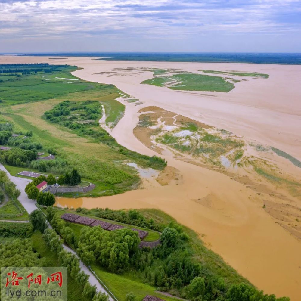 从陕西潼关黄河,渭河,洛河三河交汇处一路向东,经三门峡灵宝及洛阳