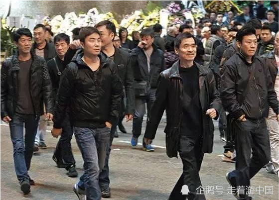 香港最大黑帮14k,来大陆会怎样?一个"红棍"的下场令人震惊