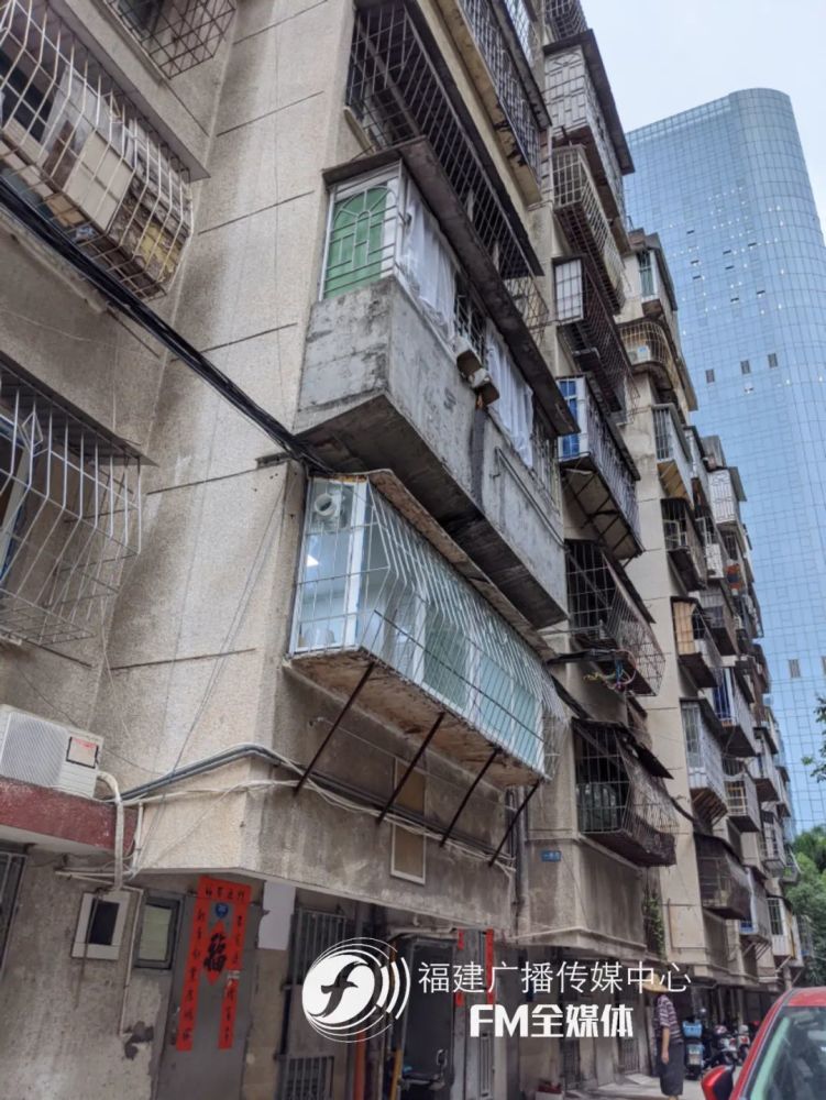 福州鼓楼一小区居民:还我物业!