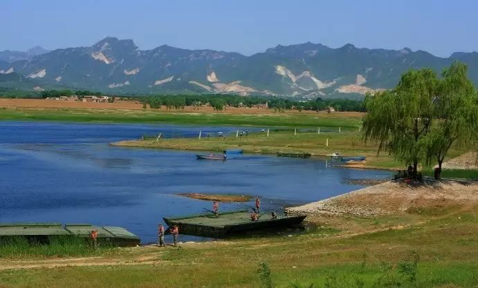 624路,662路,843路,952路,983路在杜家坎站下车地址:北京市房山区大宁