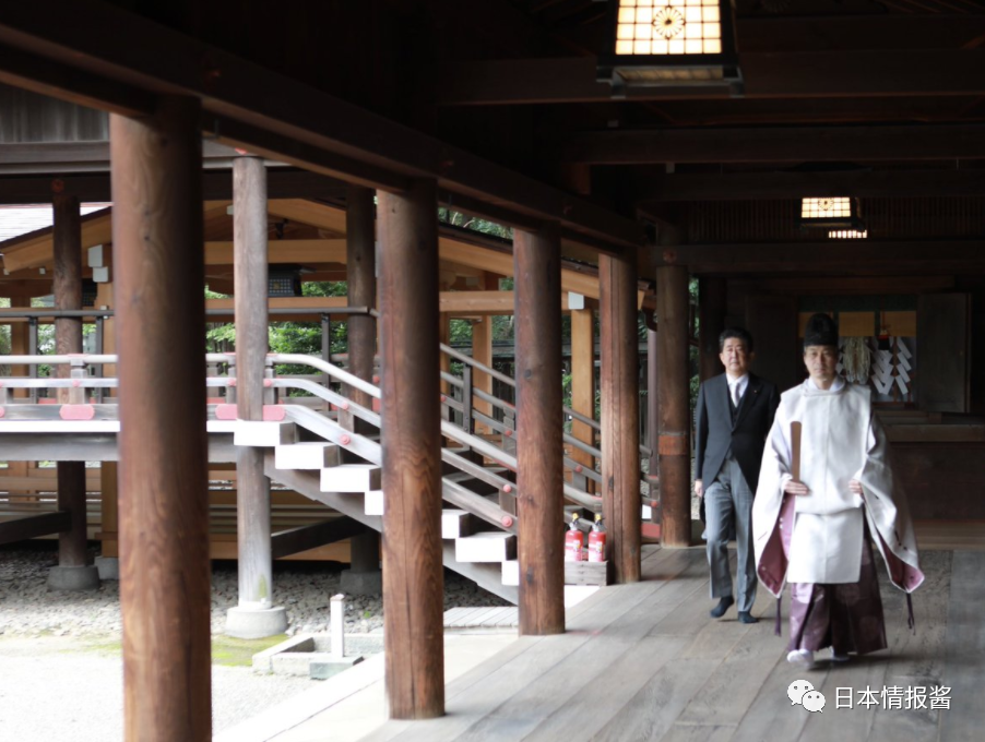 安倍晋三时隔近7年再度参拜靖国神社