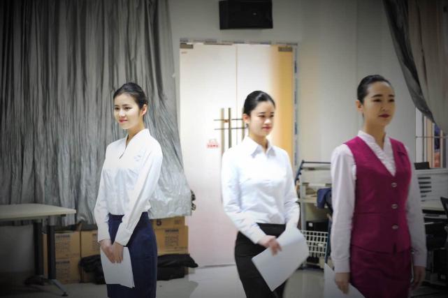 厦航尝试乘务员招聘会直播 开中国民航业之先