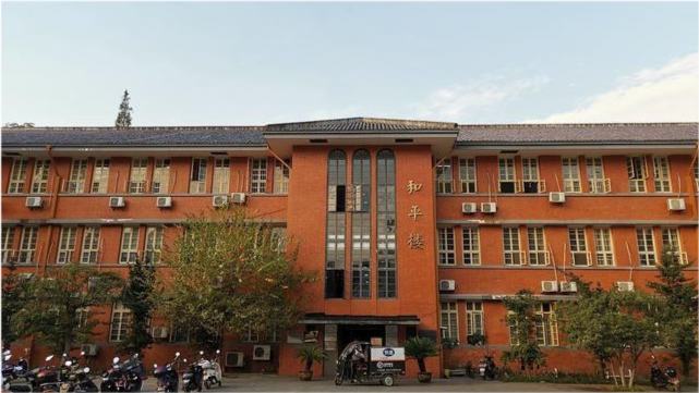 中南大学研究生宿舍环境实拍,网友看后吐槽:工地都没这么惨_腾讯新闻