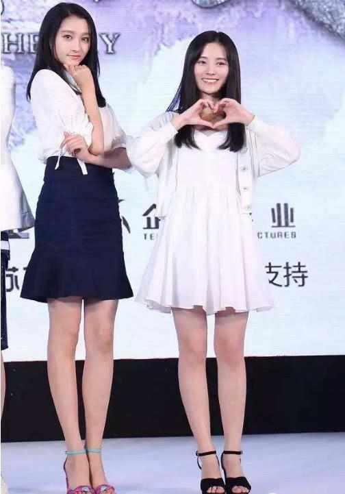 鞠婧祎和郭敬明同框,四厘米身高差惹争议,真实情况成谜