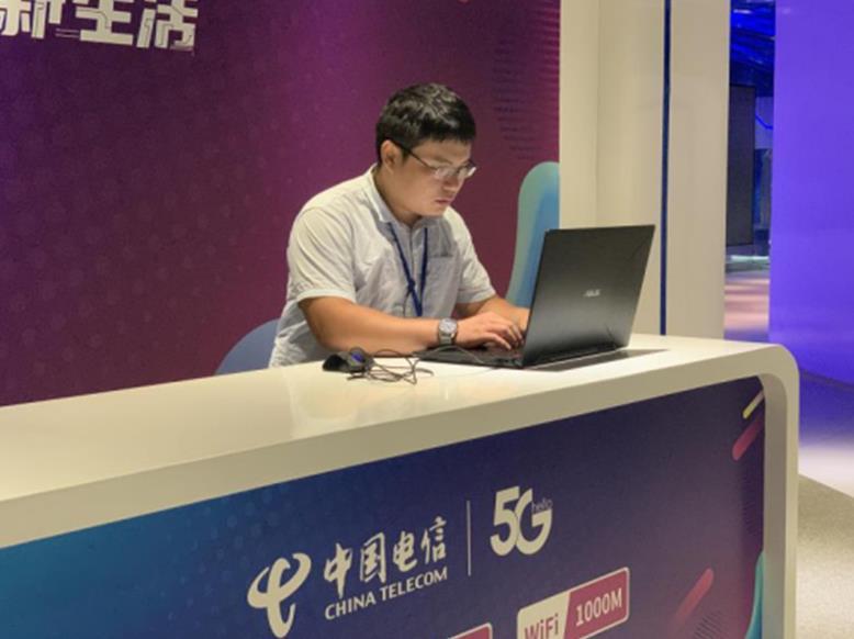中国电信邢文龙90后勇挑重担大数据战疫显身手