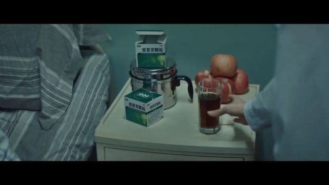 《沉默的真相》火了,广告植入太好笑了
