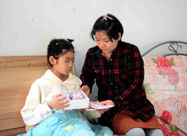 10岁女孩来月经,家长惊叹太早了,医生检查:是不是吃啥