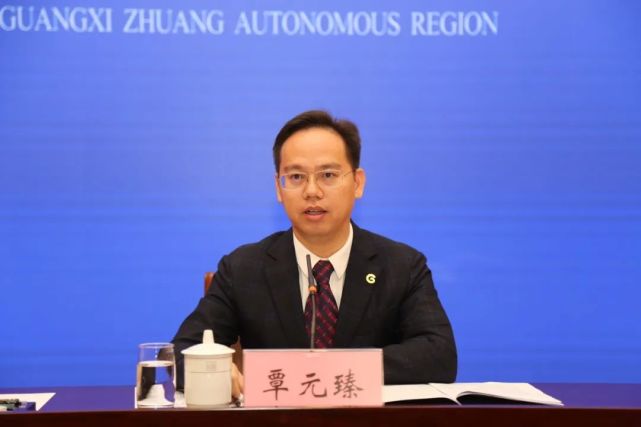 广西壮族自治区北部湾办党组成员,副主任覃元臻表示,本届论坛会期一天