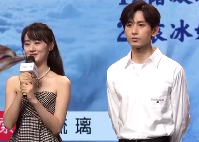 成毅对女演员态度判若两人?一个态度冷漠,一个态度亲昵
