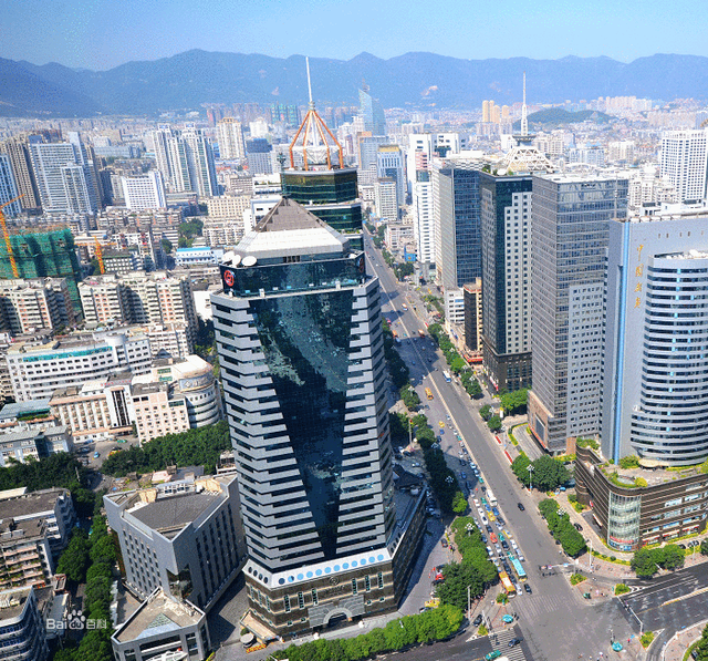 福州gdp跟贵阳哪个高_福建福州与贵州贵阳的2020上半年GDP出炉,两者排名怎样(2)
