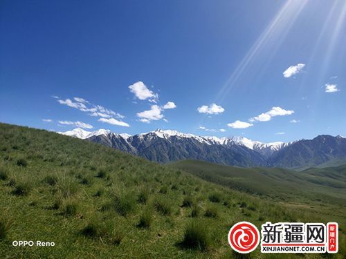 旅游达人打卡新疆策勒县昆仑天路板兰格景区