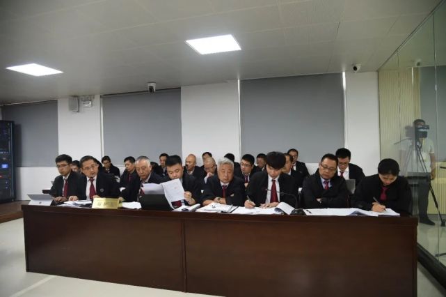 徐州周化侠等20人涉黑案一审开庭