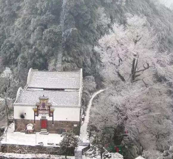 绝美风景:泸溪天桥山