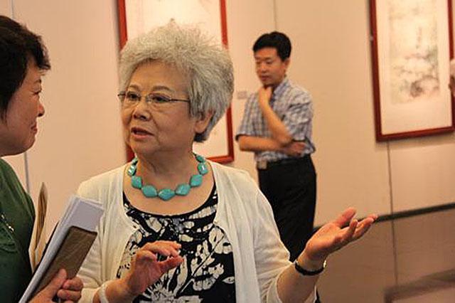 范曾与边宝华初见的时候,他曾经对边宝华不屑一顾.