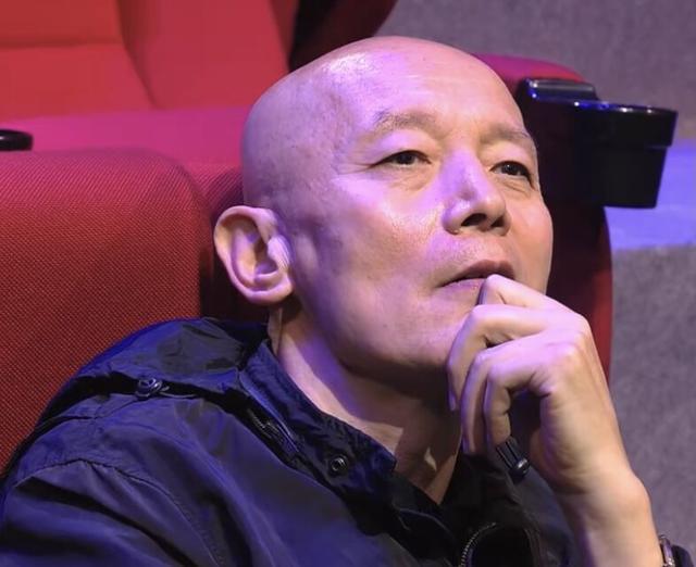 朱迅被家乡感动哭谈观后感惹葛优吴京泪目张艺谋也感动了