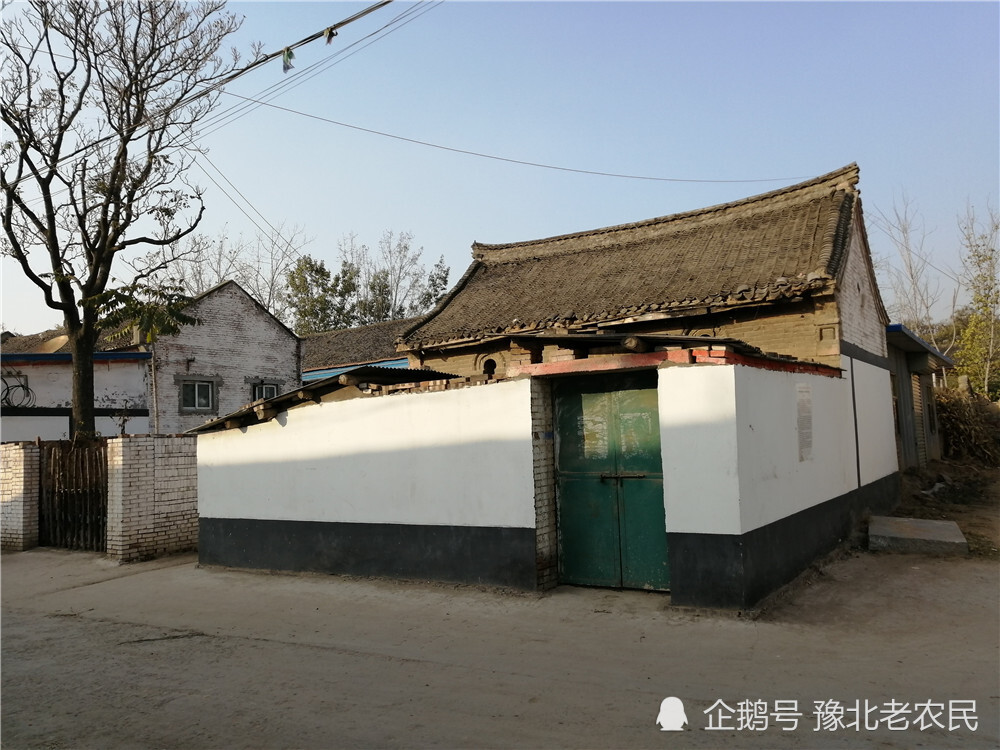 农村的老房子:历经几十岁寒暑,依然矗立完好