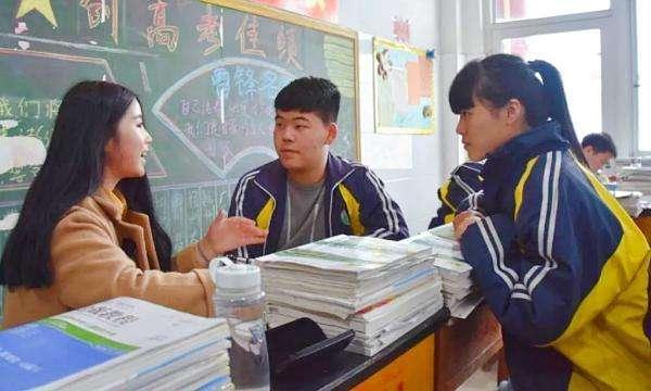 湖北一高中,1名高三男生杀害2名同班女生,值得深思