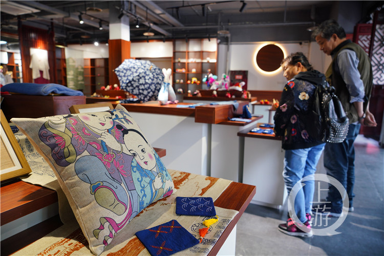 康益森手工皮鞋,中式非遗美学—汐隐宫等多家非遗品牌,植入vr体验馆