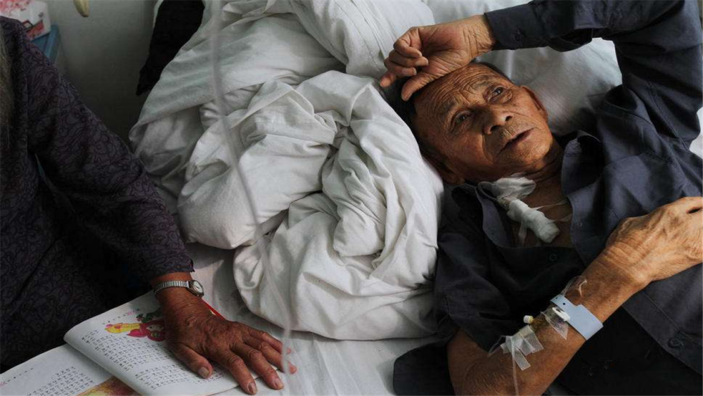 一天内痛失三子,还留下60万债务,七旬老人:人死债不灭