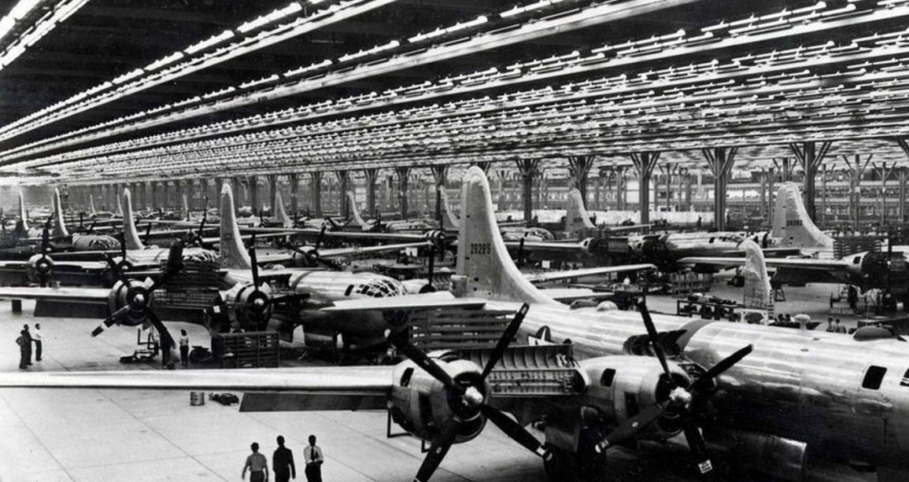 二战期间,b29战机生产总动员,美国工业实力到底多强?